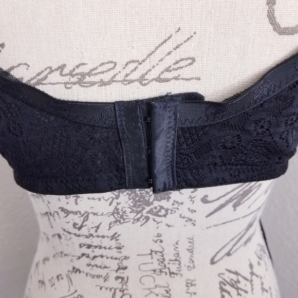 ADRIENNE VITTADINI STUDIO BLACK LACE BRA - Picture 6 of 16